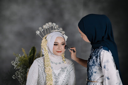 Jasa Rias Riyanti Make Up