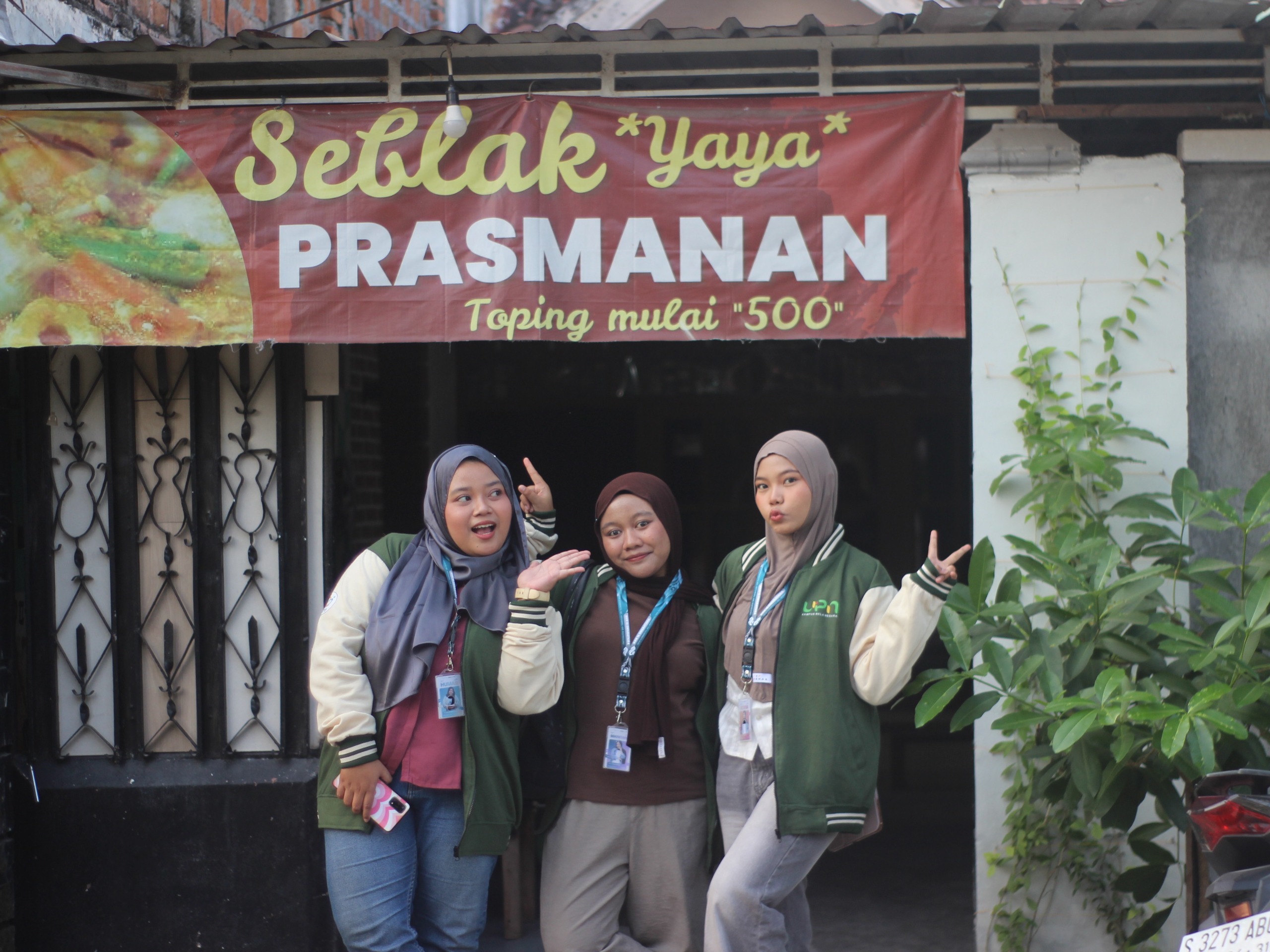 Seblak Prasmanan Yaya
